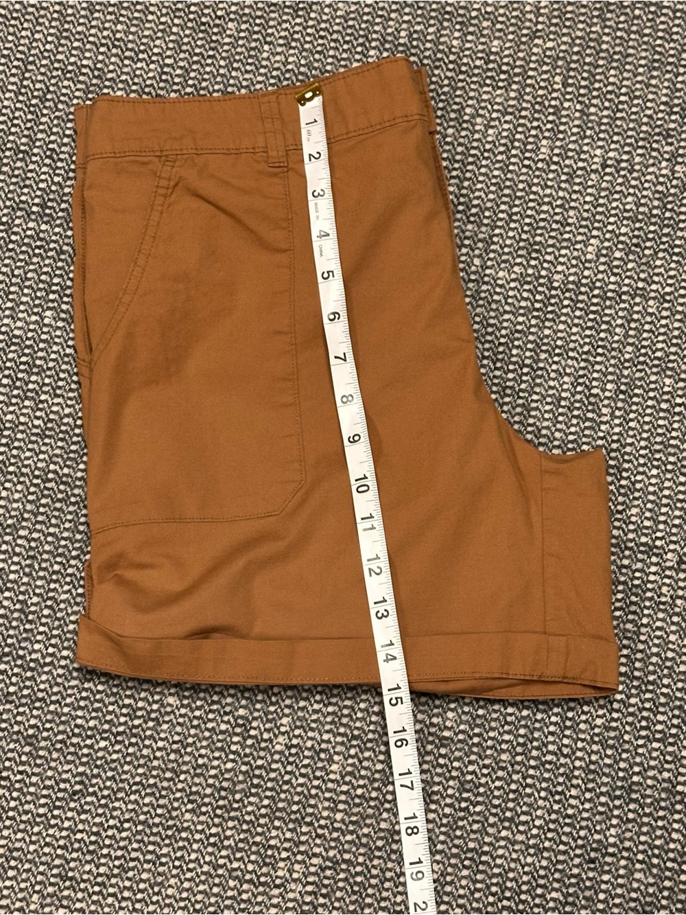 Women’s Casual Rolled-Hem Shorts in Tan - Picture 5 of 7